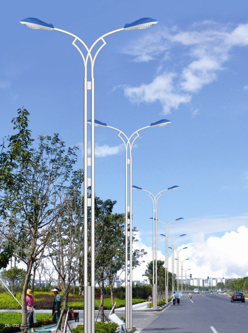 <b>5-12米道路灯</b>